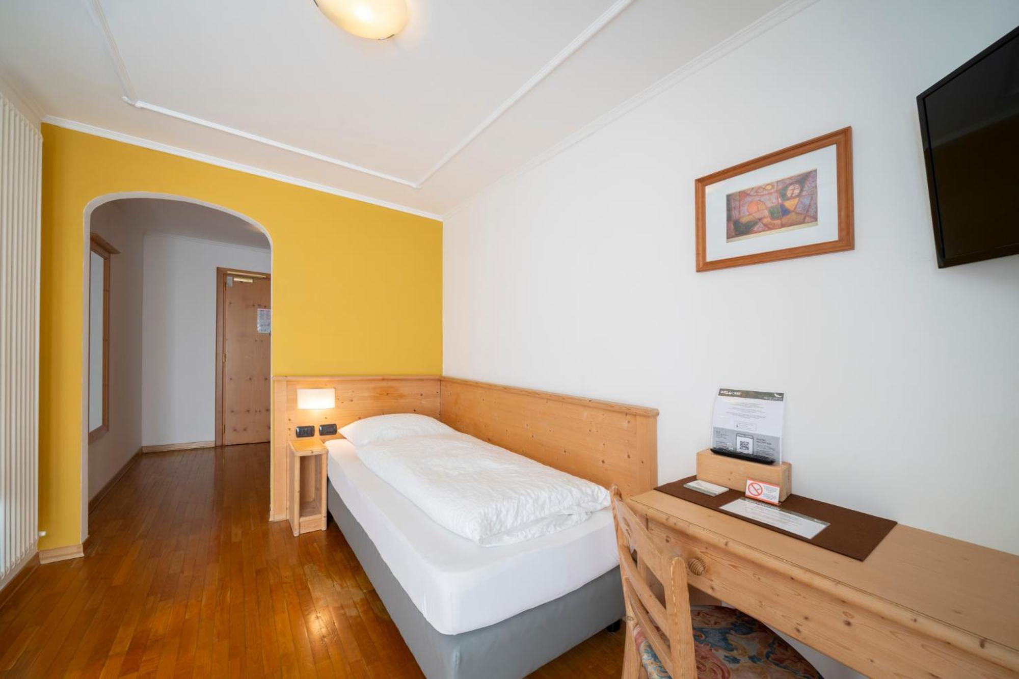 Hotel Erica Тезеро Экстерьер фото