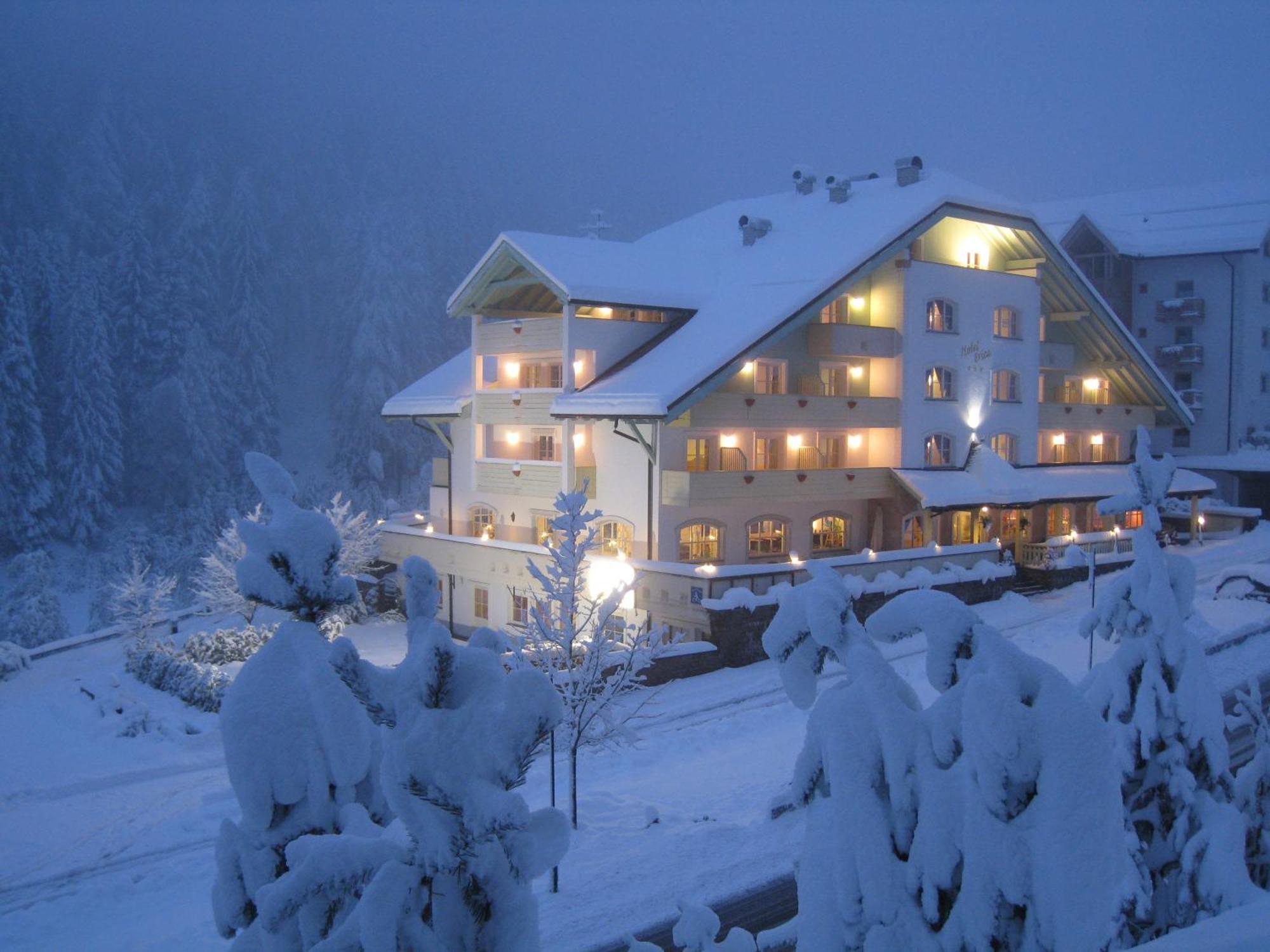 Hotel Erica Тезеро Экстерьер фото